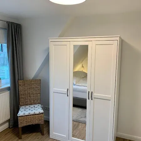 Daire Haus-deckstein-ferienwohnung-og