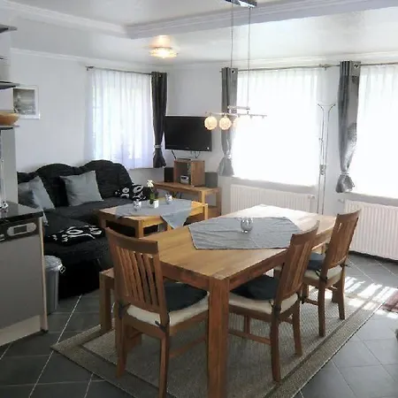 Daire Haus-deckstein-ferienwohnung-og