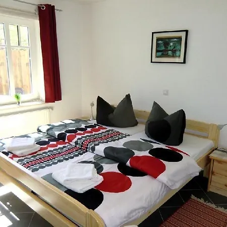 Apartment Haus-deckstein-ferienwohnung-og